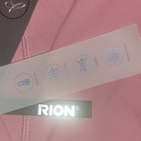 NWT Pink Active Reflective Leggings - Picture 9 of 16